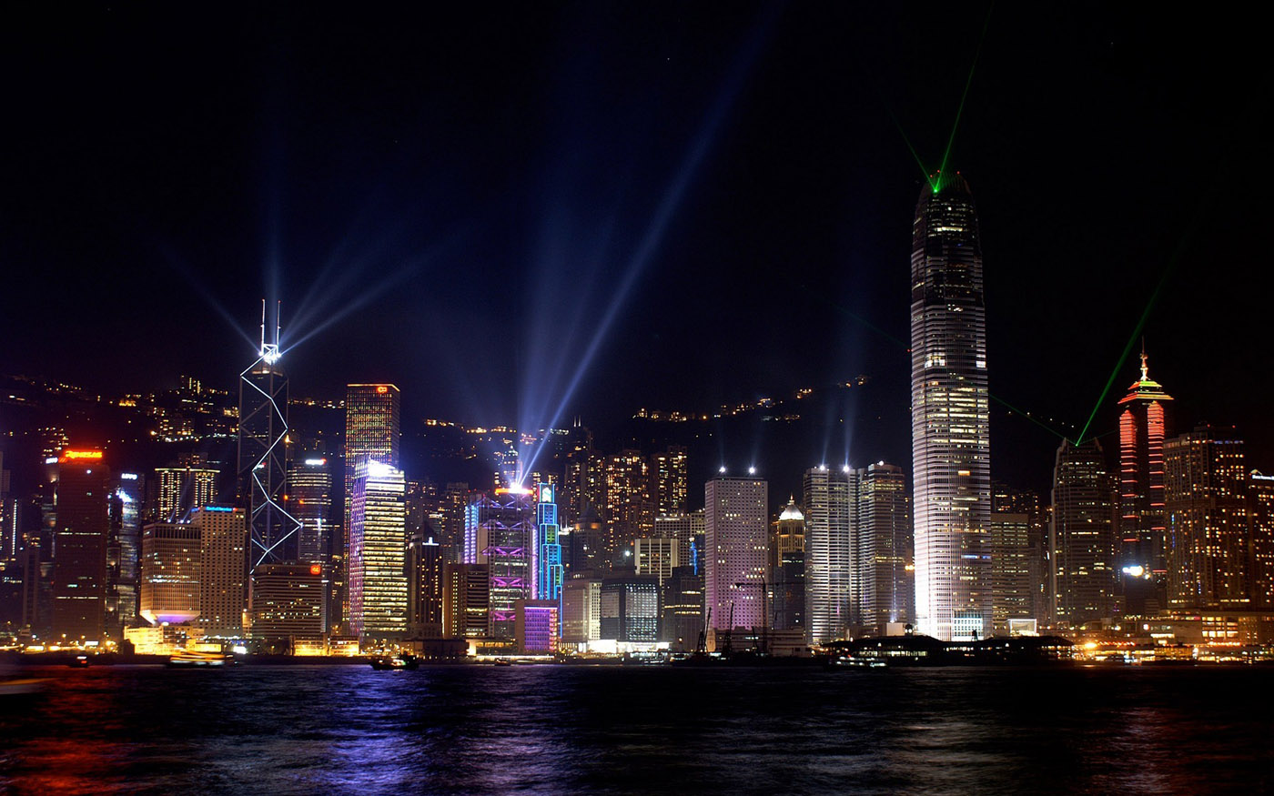 香港夜景城市桥梁建筑商务高清ppt宝藏背景图片 Ppt宝藏提供